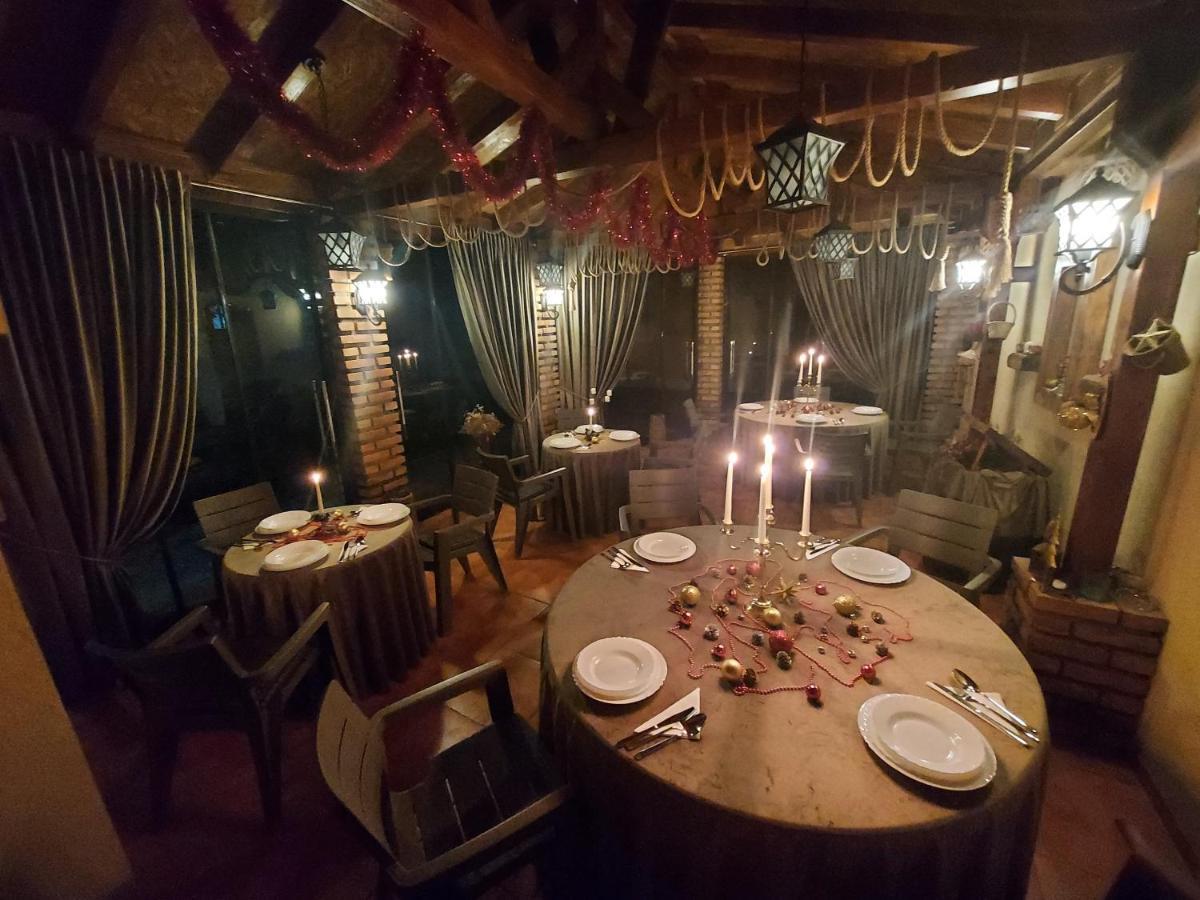 מלון Moldova Noua Casa Luca מראה חיצוני תמונה